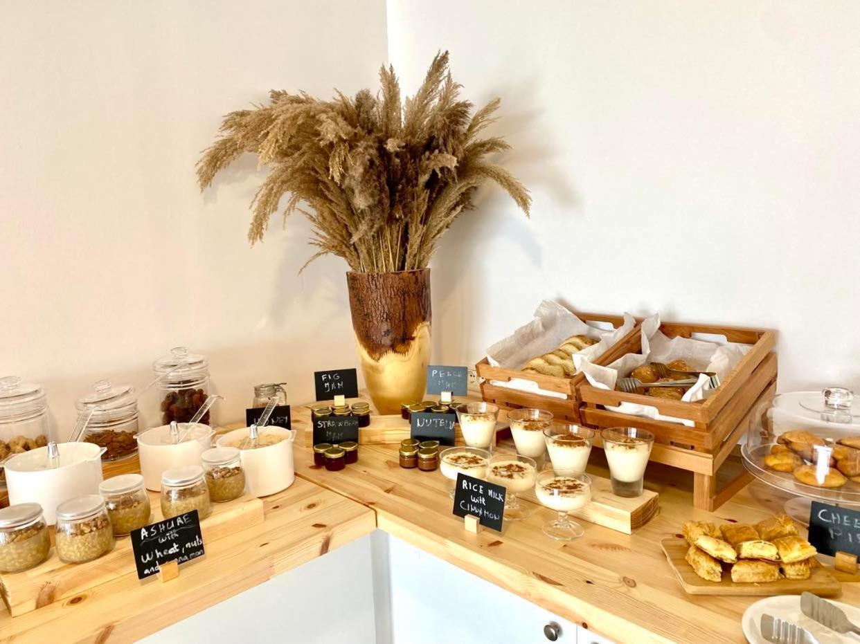 Geo & Art Boutique Himare